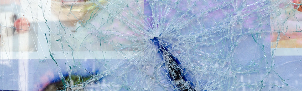 Window Broken Glass Repair in Country Club, FL