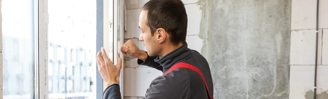Emergency Cracked Windows Repair Services in Country Club, FL