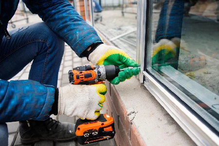 House Window Repair in Country Club, FL